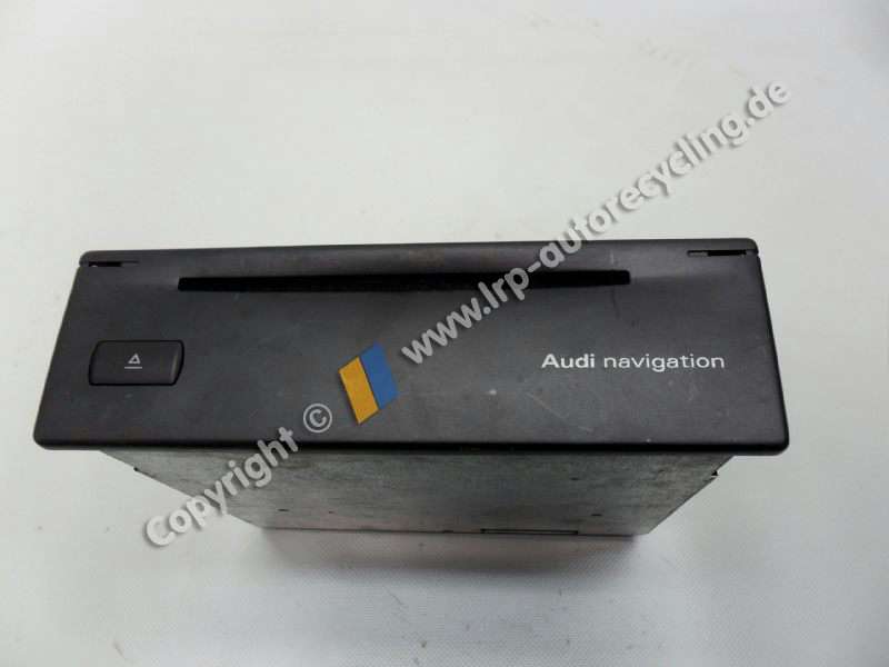 Audi A2 8Z Navigationseinheit 8Z0919887 7612001330 BLAUPUNKT BJ2000